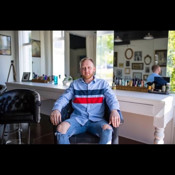 Meet your Posher, Justin - Picture 1 of 1